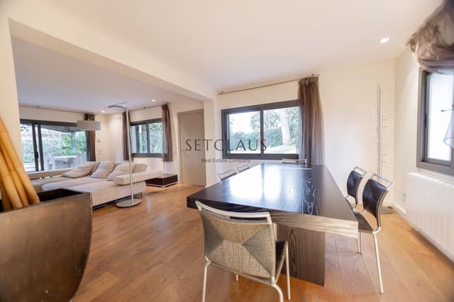 4 soveværelse Villa til salg i Cabrera de Mar med swimmingpool garage - € 925.000 (Ref: 8123243)