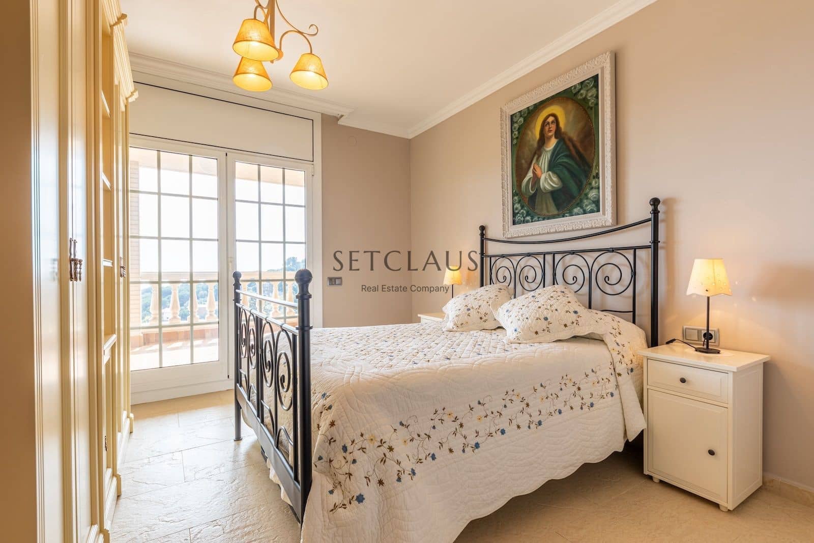 8 soverom Villa til salgs i Alella med svømmebasseng garasje - € 1 695 000 (Ref: 8182127)