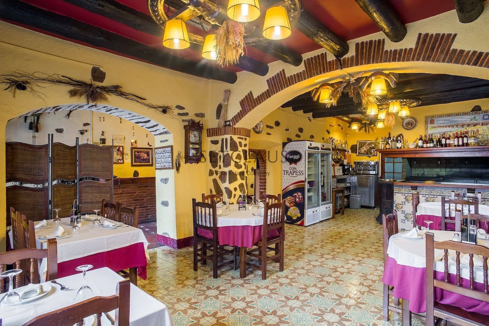 6 chambre Villa/Maison à vendre à Molins de Rei avec piscine - 850 000 € (Ref: 8225694)