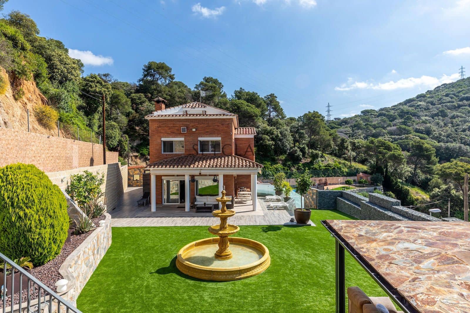 5 soveværelse Villa til salg i Alella med swimmingpool garage - € 1.090.000 (Ref: 8371951)