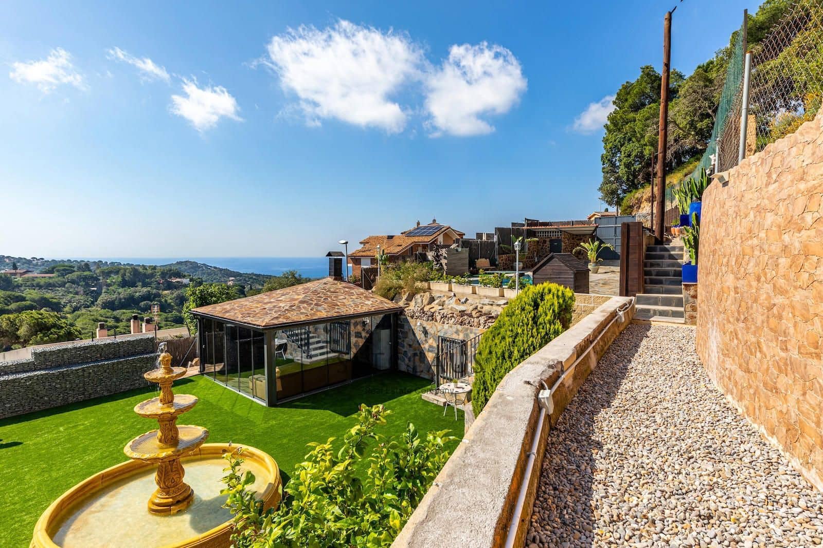 5 soveværelse Villa til salg i Alella med swimmingpool garage - € 1.090.000 (Ref: 8371951)