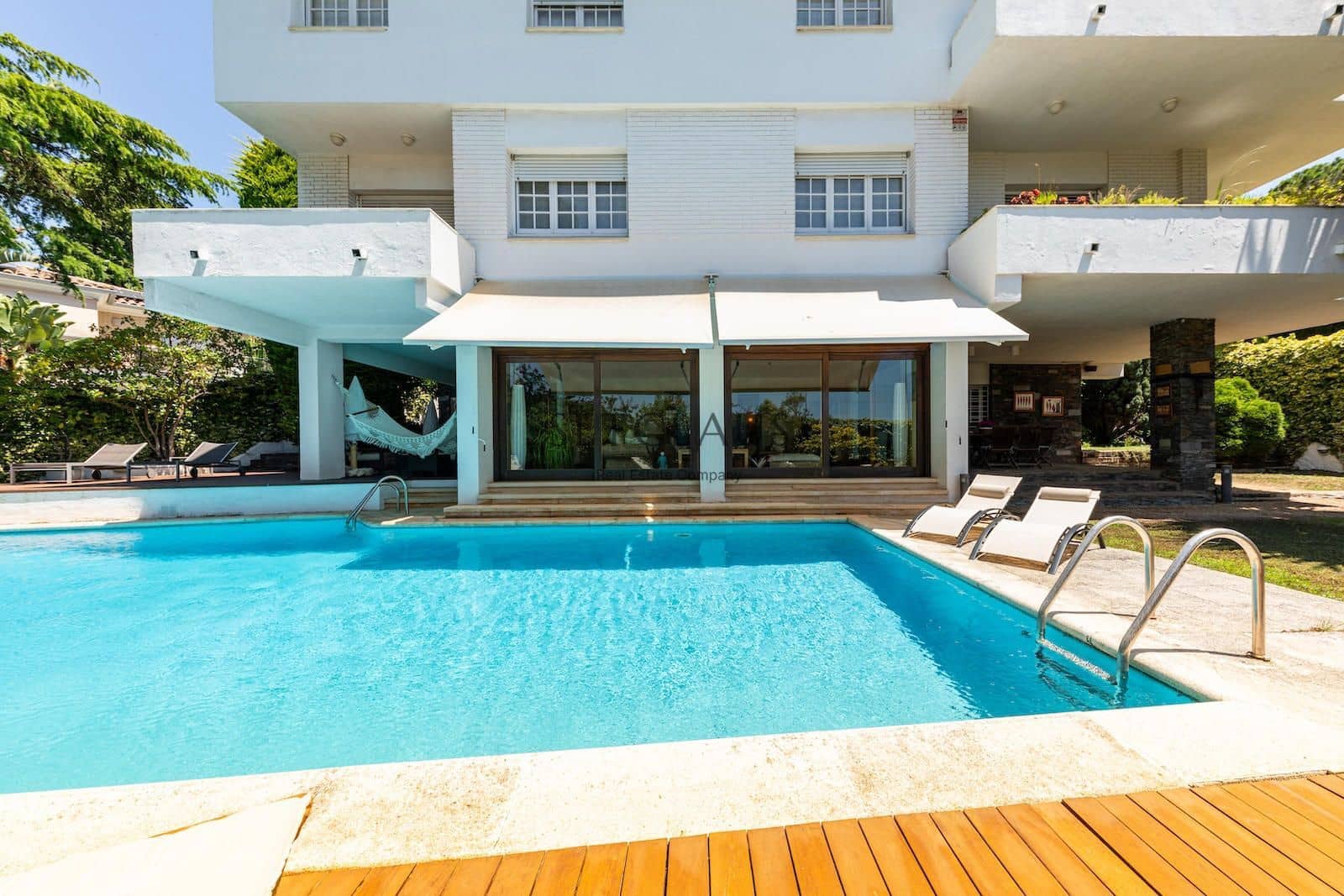 5 soveværelse Villa til salg i Cabrils med swimmingpool garage - € 1.290.000 (Ref: 8395702)