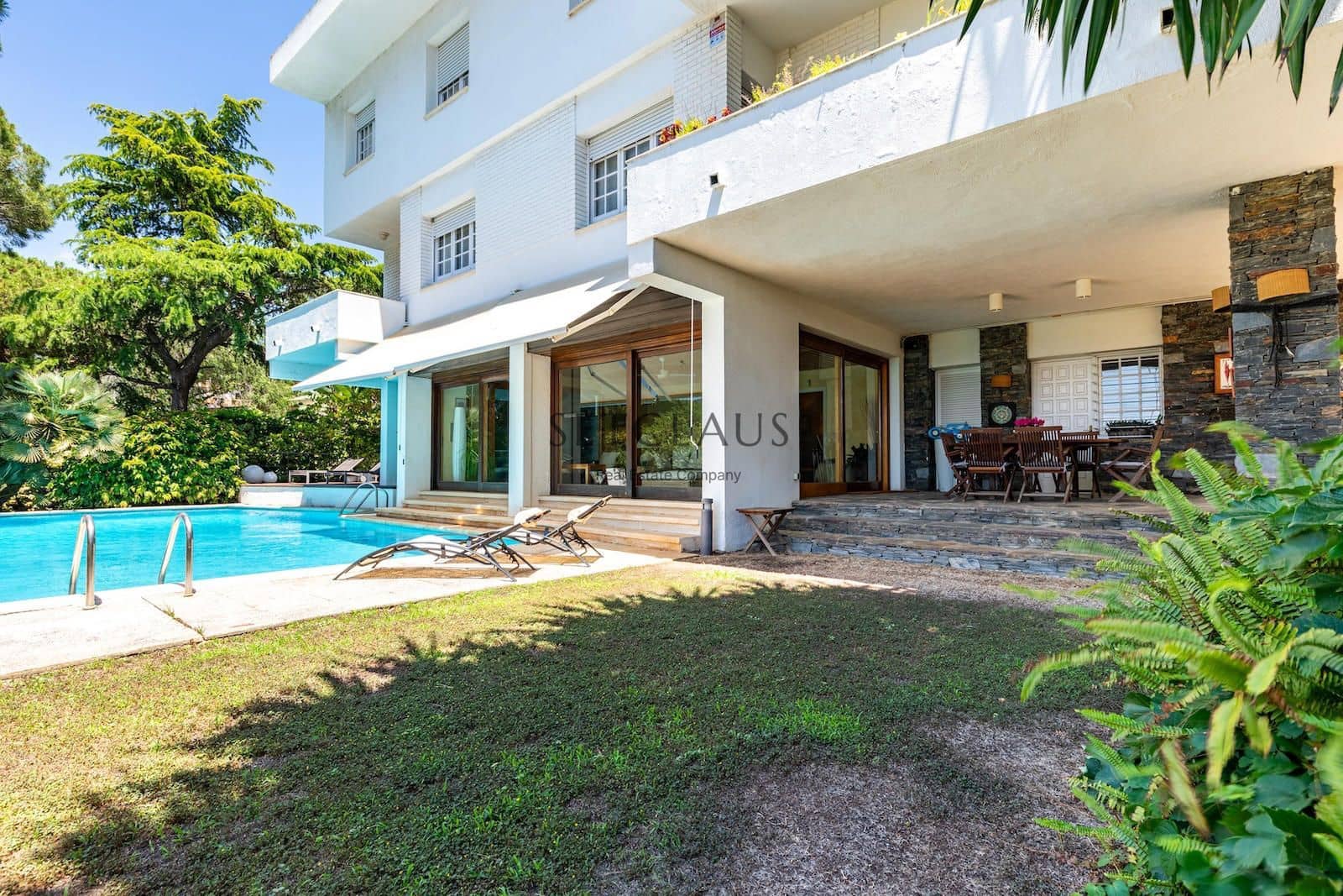 5 soveværelse Villa til salg i Cabrils med swimmingpool garage - € 1.290.000 (Ref: 8395702)