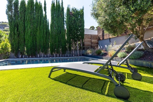 4 soverom Villa til salgs i Premià de Dalt med svømmebasseng garasje - € 1 680 000 (Ref: 8441277)