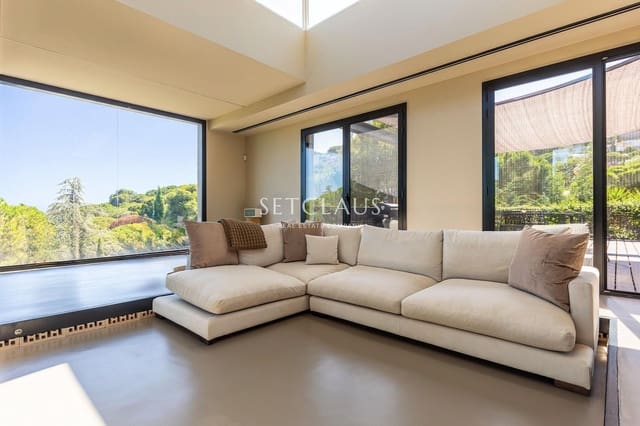 Chalet de 4 habitaciones en Premià de Dalt en venta con piscina garaje - 1.500.000 € (Ref: 8441277)