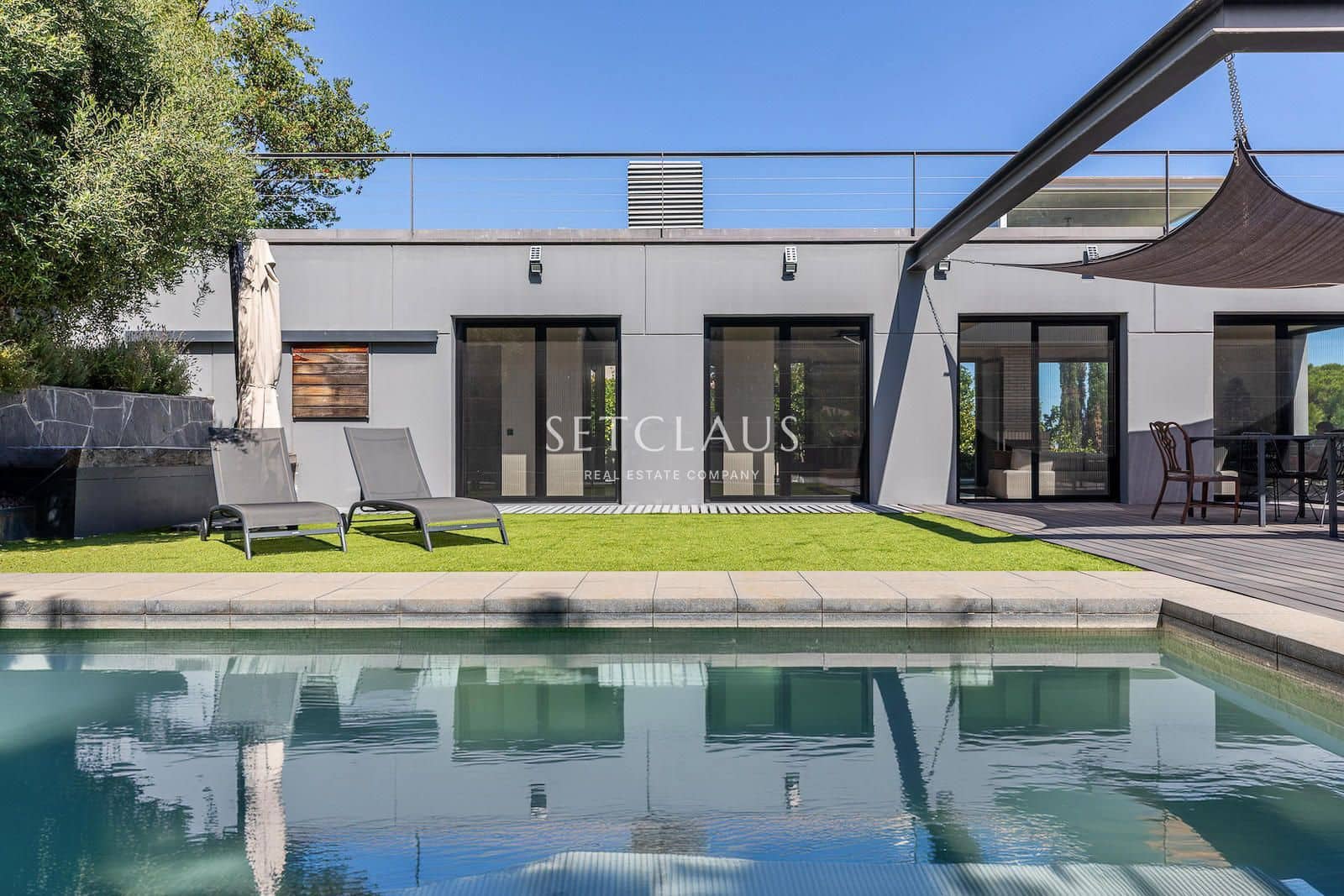 4 soveværelse Villa til salg i Premia de Dalt med swimmingpool garage - € 1.500.000 (Ref: 8441277)