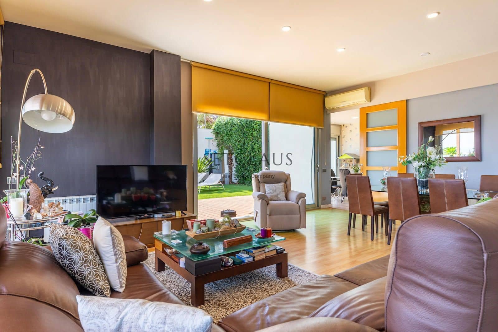 5 soveværelse Villa til salg i Premia de Dalt med garage - € 1.350.000 (Ref: 8456467)