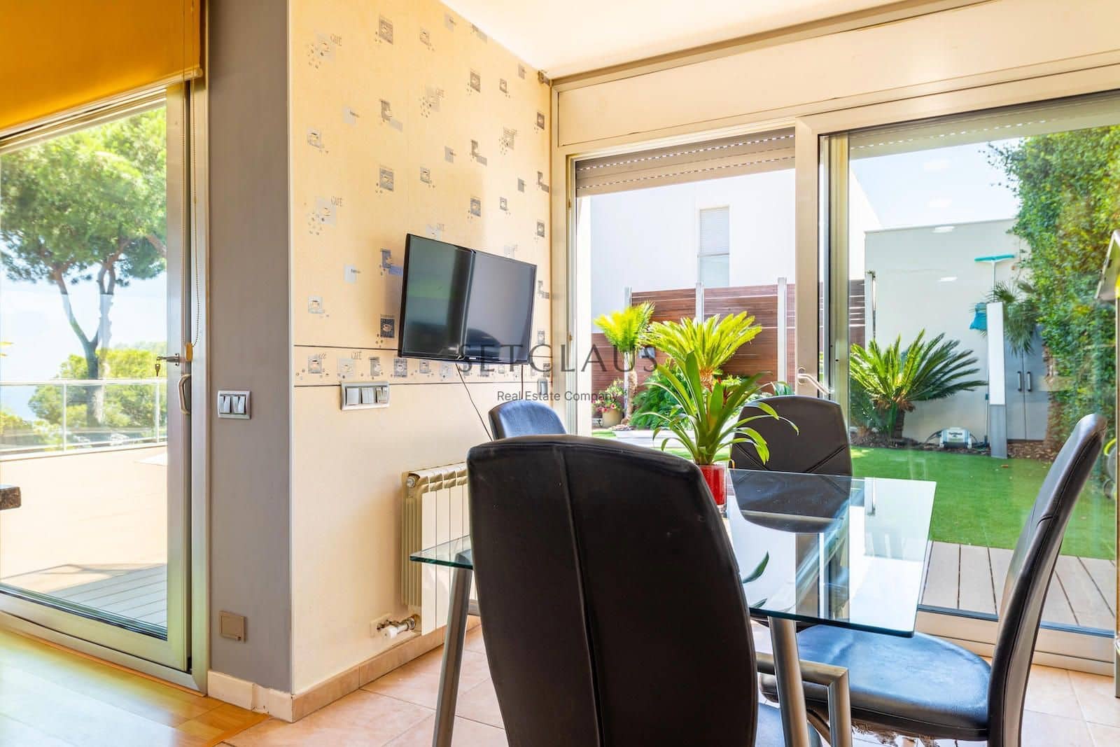 5 soveværelse Villa til salg i Premia de Dalt med garage - € 1.350.000 (Ref: 8456467)