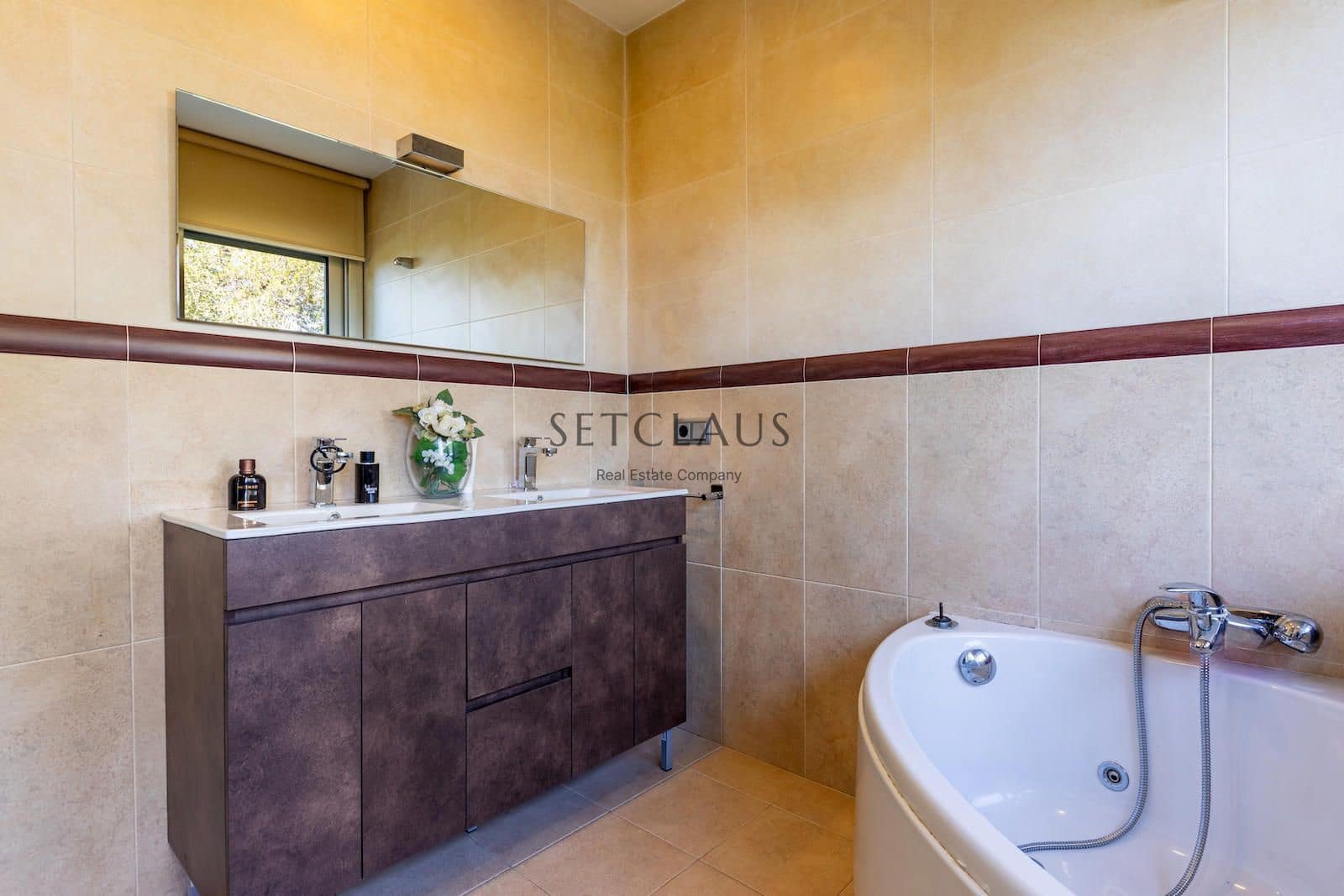 5 soveværelse Villa til salg i Premia de Dalt med garage - € 1.350.000 (Ref: 8456467)