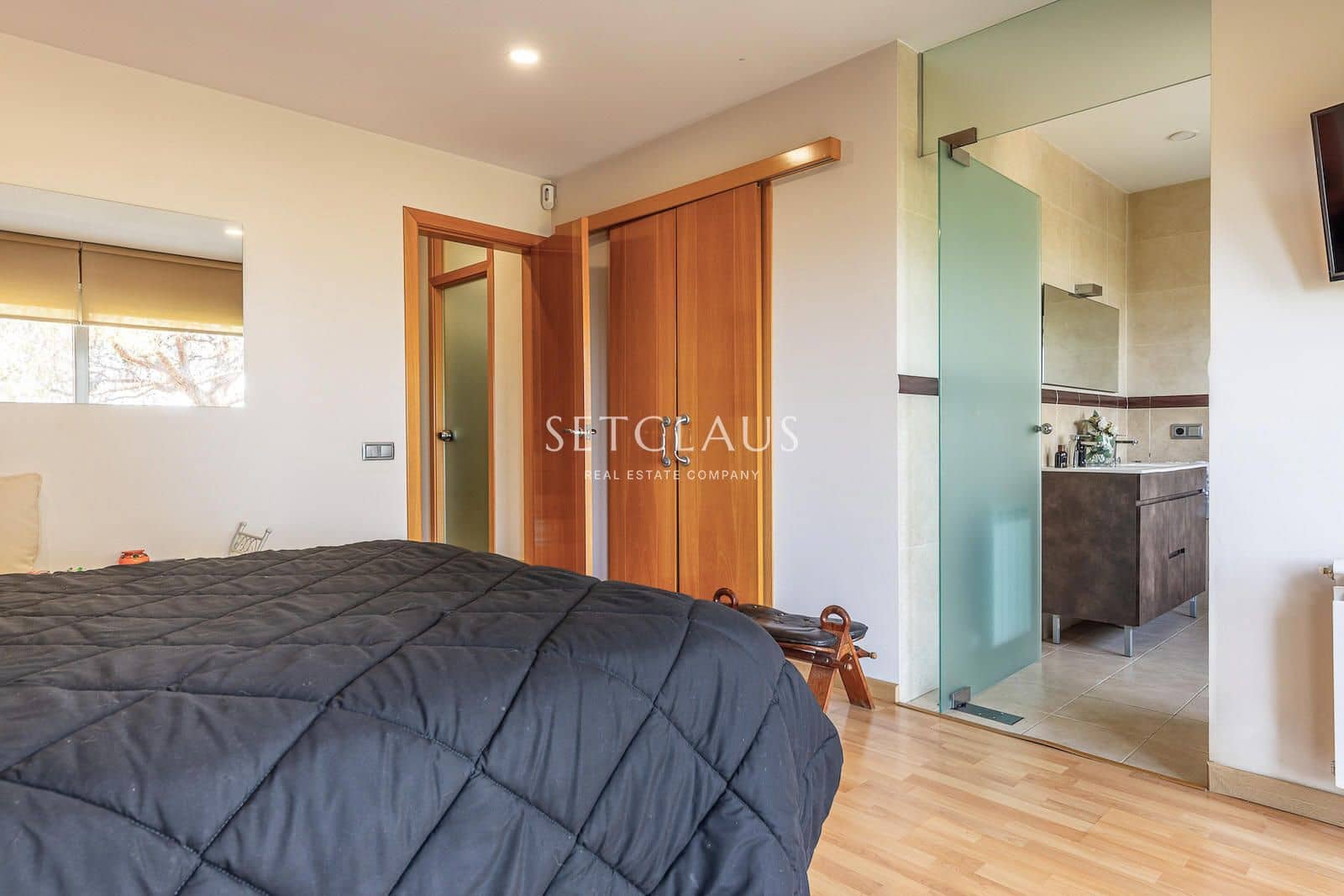 5 bedroom Villa for sale in Premia de Dalt with garage - € 1,350,000 (Ref: 8456467)