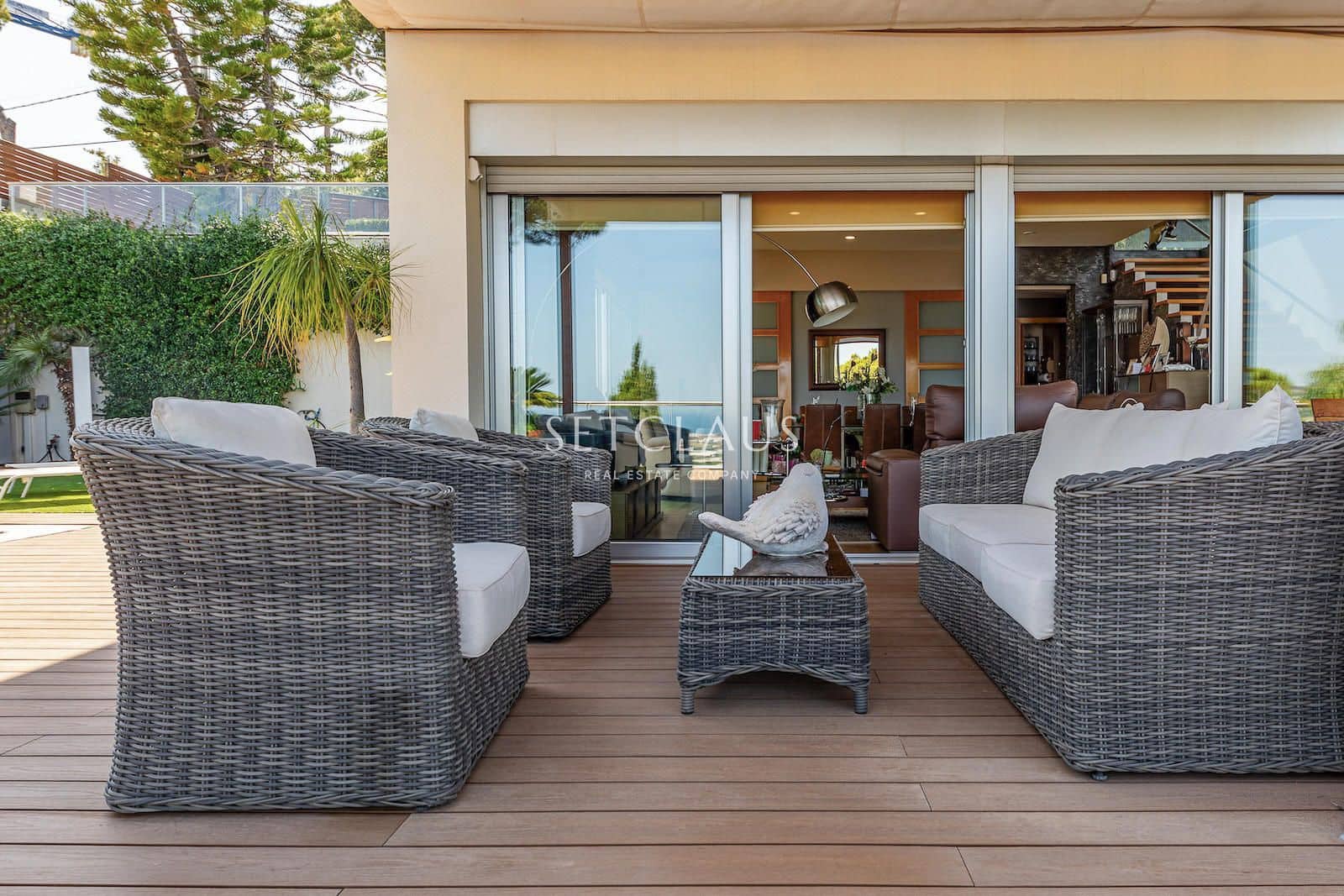 5 bedroom Villa for sale in Premia de Dalt with garage - € 1,350,000 (Ref: 8456467)