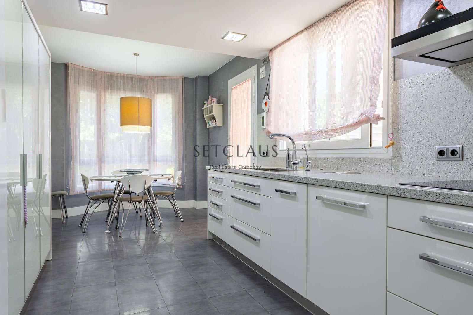 5 soveværelse Villa til salg i Alella med swimmingpool garage - € 1.790.000 (Ref: 8499507)