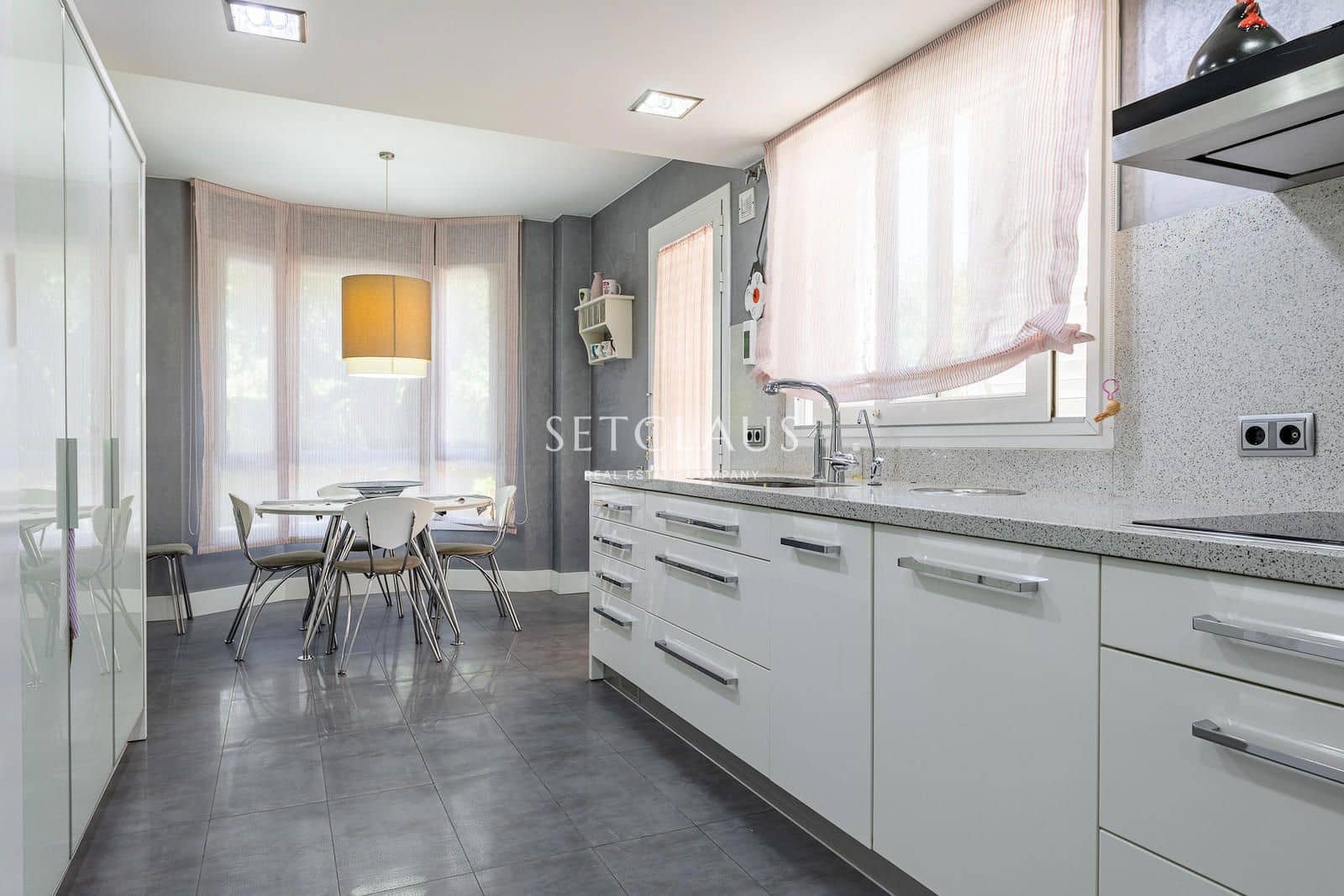 5 soveværelse Villa til salg i Alella med swimmingpool garage - € 1.690.000 (Ref: 8499507)