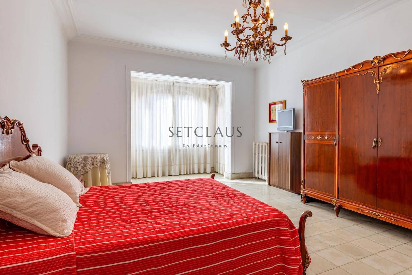 8 soveværelse Villa til salg i El Masnou - € 690.000 (Ref: 8506261)