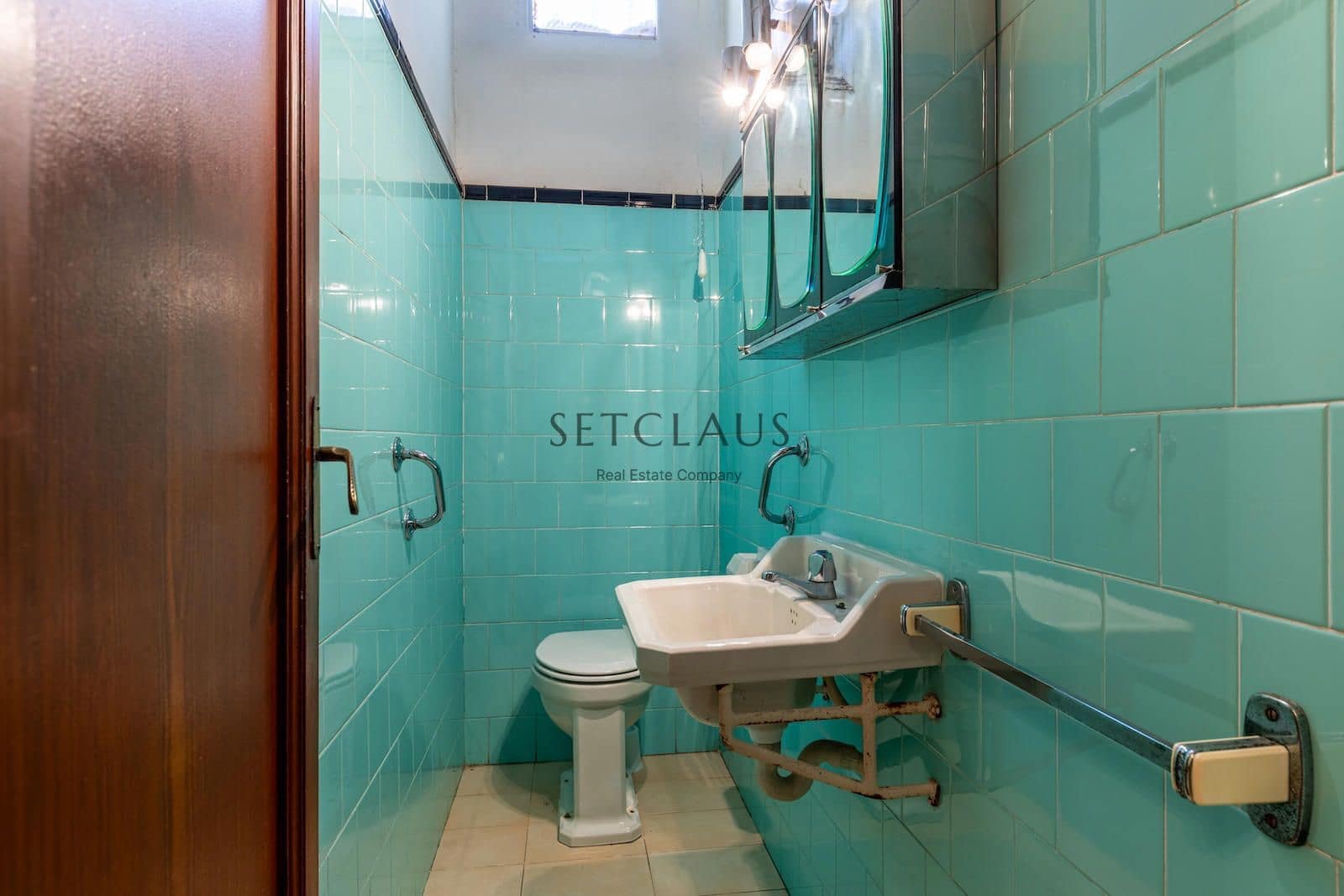 8 soveværelse Villa til salg i El Masnou - € 690.000 (Ref: 8506261)