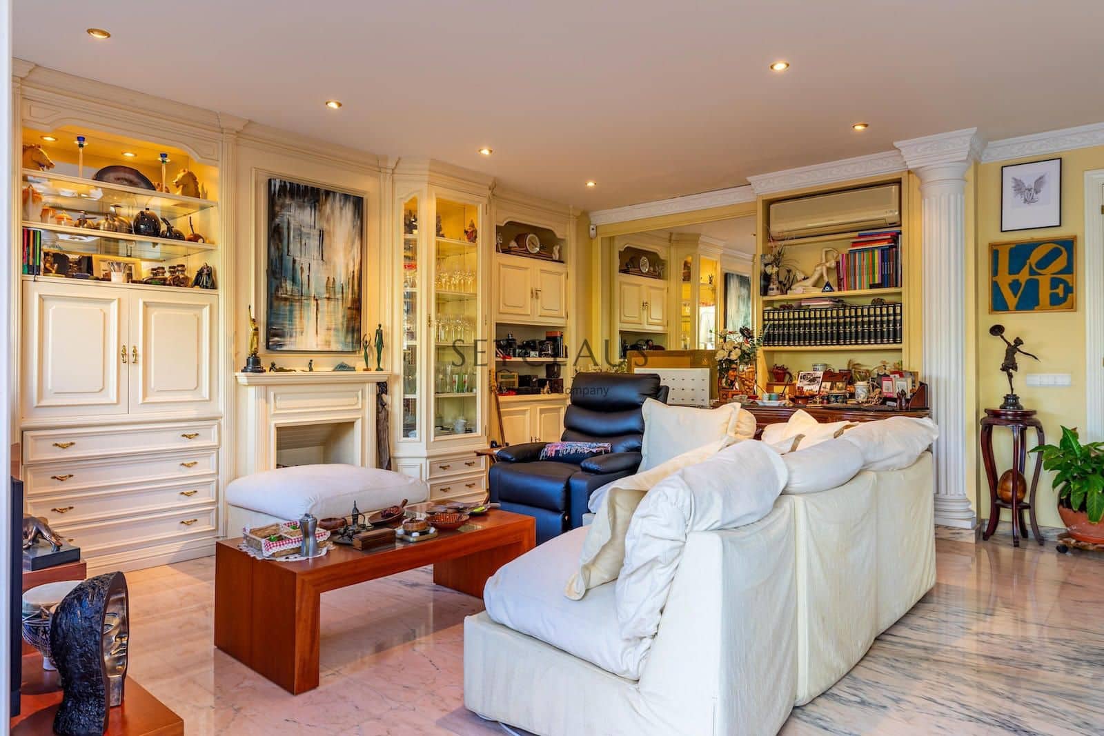 5 soverom Villa til salgs i Tiana med svømmebasseng garasje - € 850 000 (Ref: 8548706)