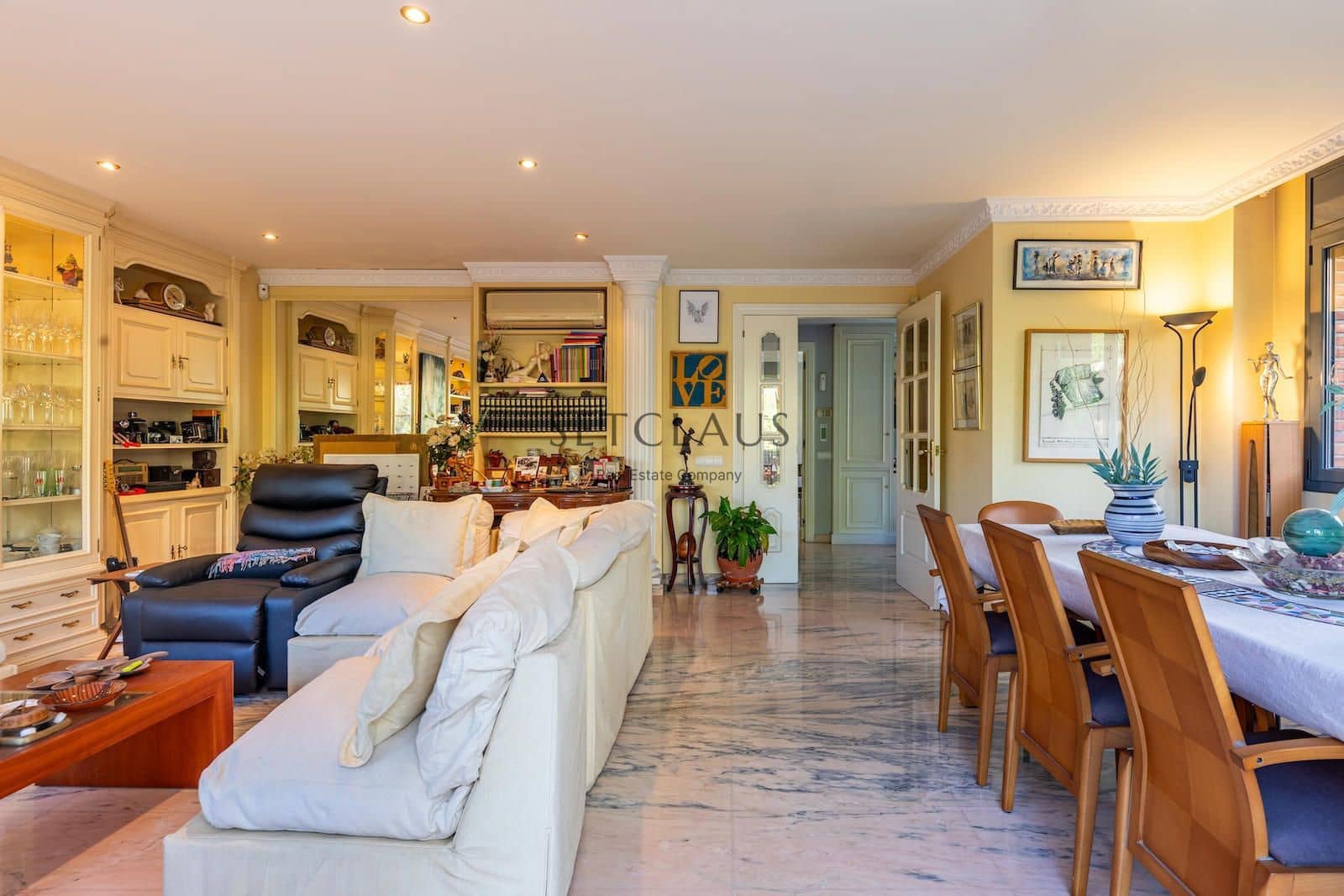 5 soverom Villa til salgs i Tiana med svømmebasseng garasje - € 850 000 (Ref: 8548706)