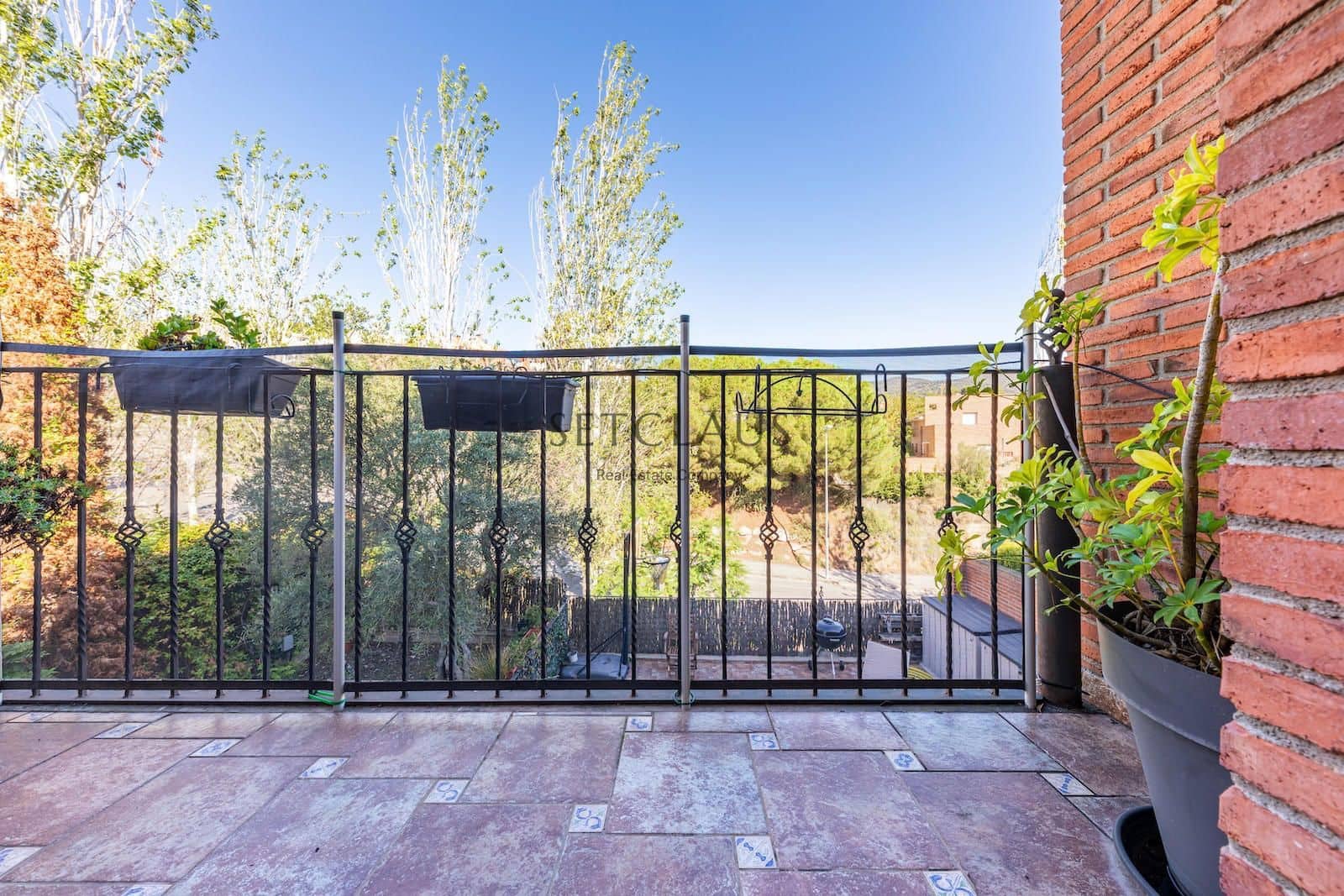 5 soverom Villa til salgs i Tiana med svømmebasseng garasje - € 850 000 (Ref: 8548706)