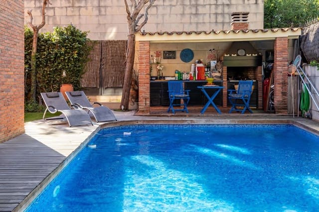 5 soveværelse Villa til salg i Tiana med swimmingpool garage - € 850.000 (Ref: 8548706)