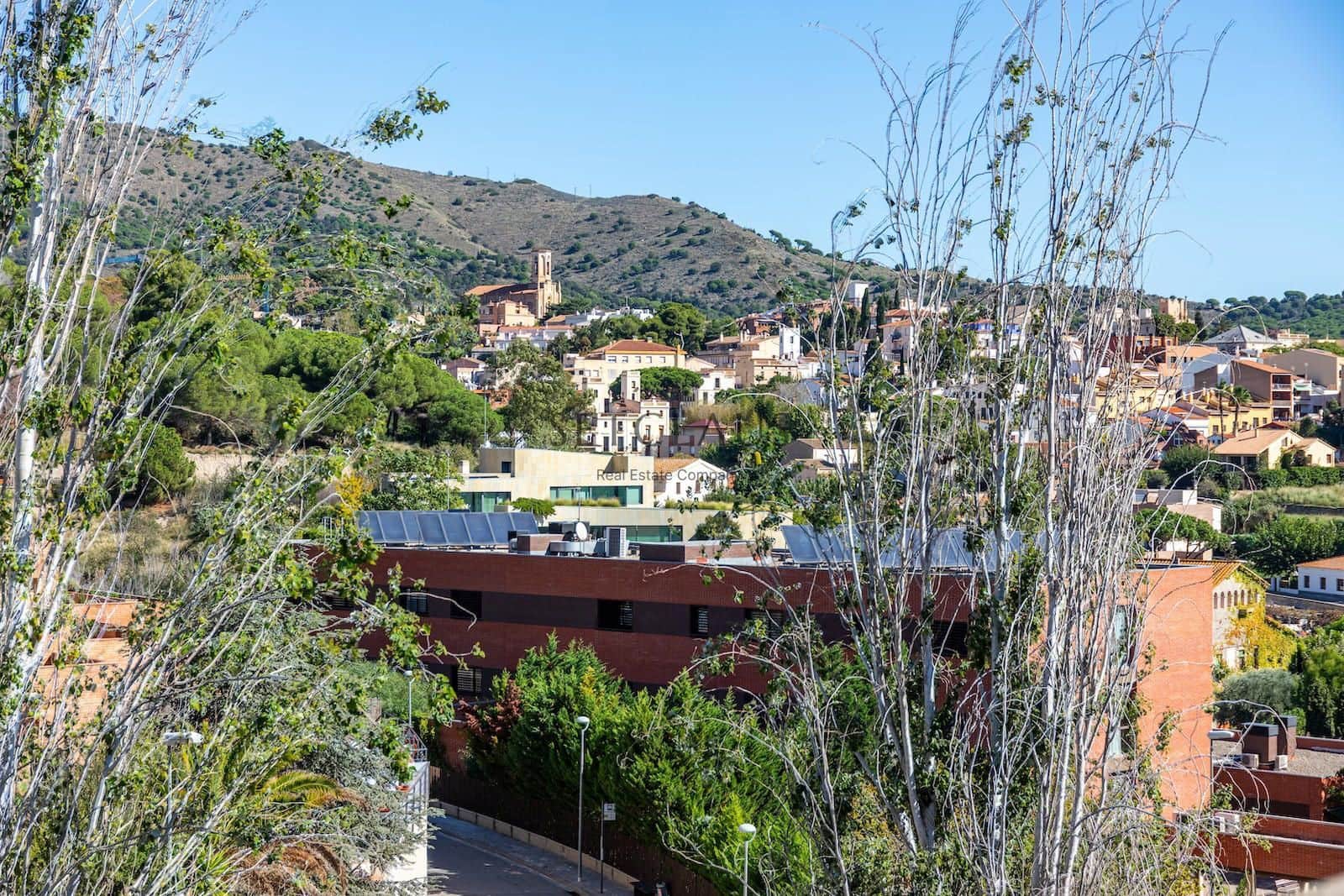 5 soverom Villa til salgs i Tiana med svømmebasseng garasje - € 850 000 (Ref: 8548706)