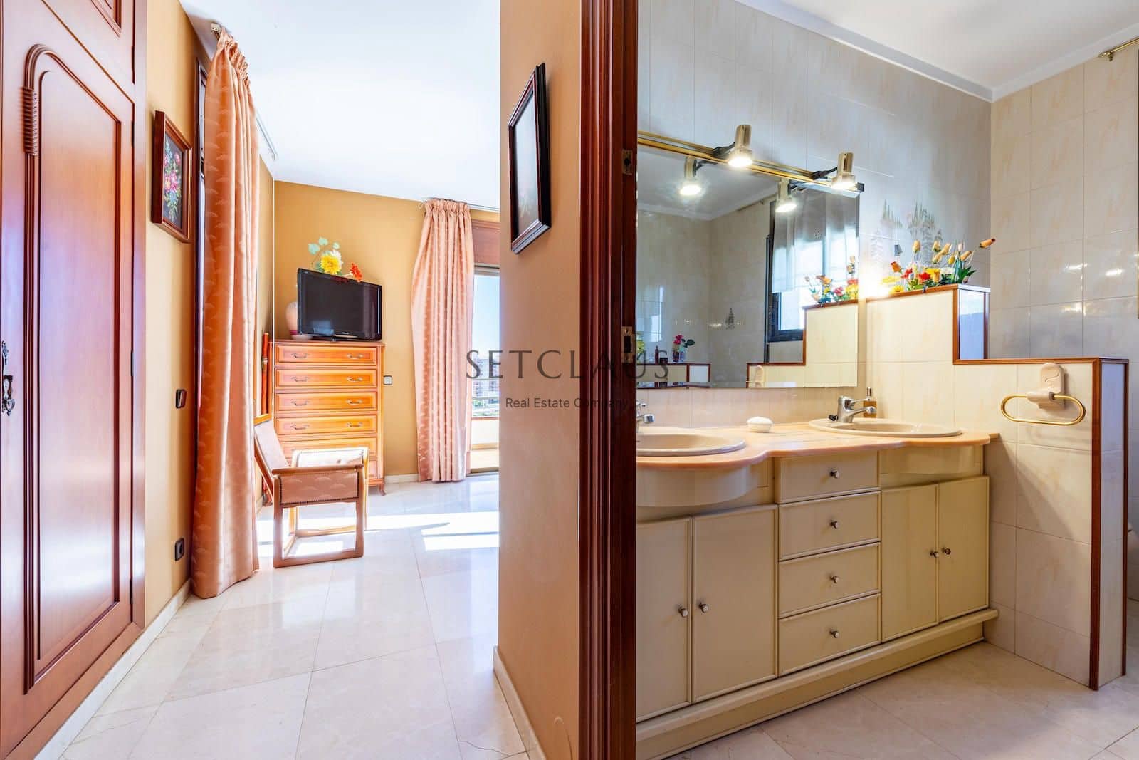 4 sypialnia Willa na sprzedaż w Teia z basenem garażem - 828 000 € (Ref: 8550314)