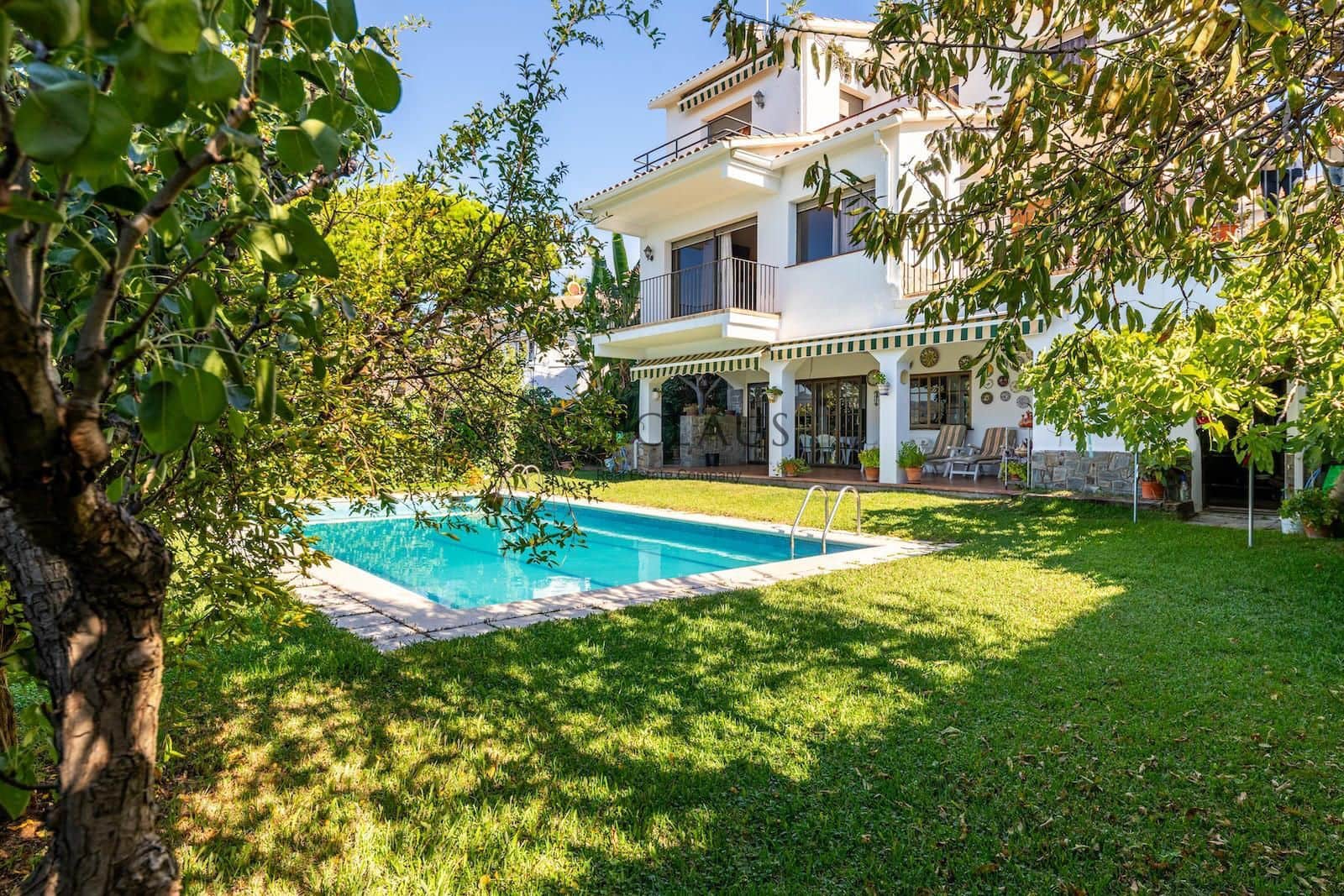 4 sypialnia Willa na sprzedaż w Teia z basenem garażem - 828 000 € (Ref: 8550314)