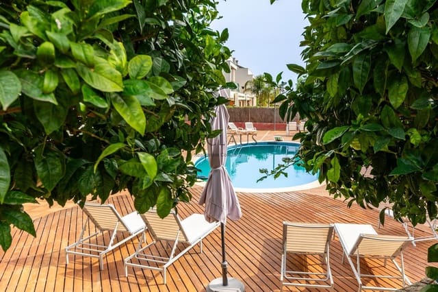 6 soverom Villa til salgs i Alella med svømmebasseng garasje - € 2 200 000 (Ref: 8571166)