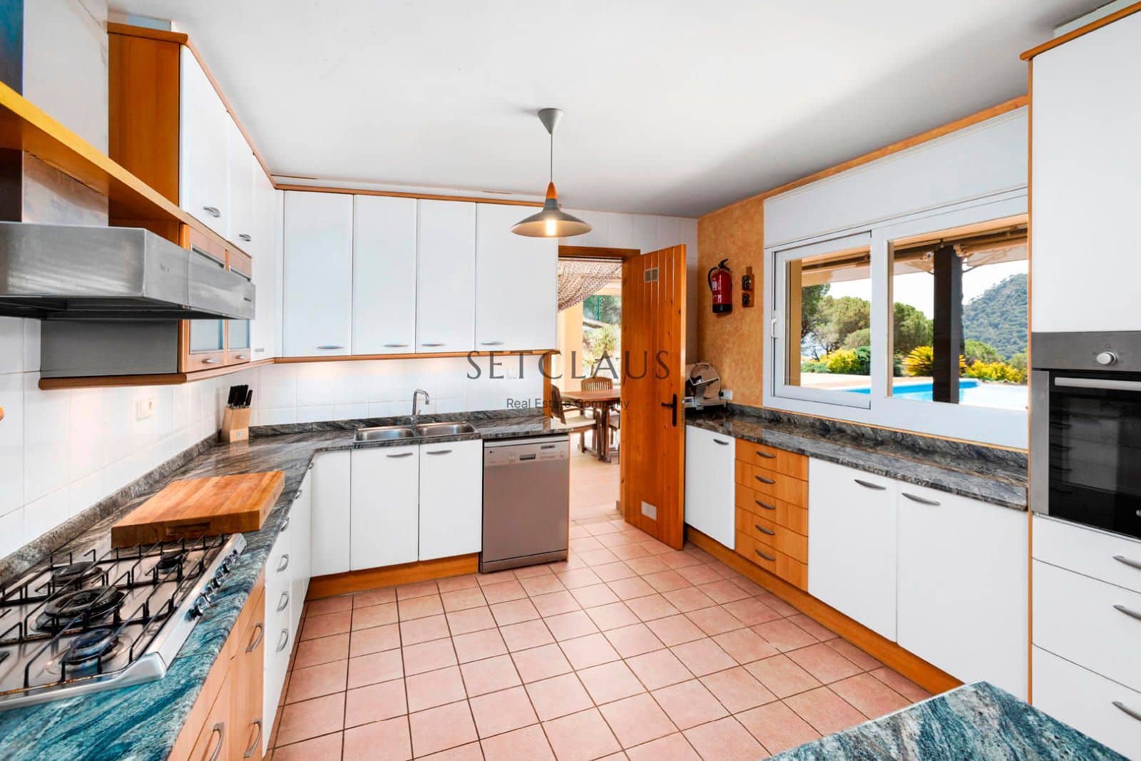 5 soveværelse Villa til salg i Cabrera de Mar med swimmingpool garage - € 1.050.000 (Ref: 8620562)