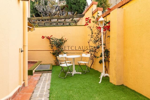 4 bedroom Townhouse for sale in Tiana with pool garage - € 690,000 (Ref: 8640346)