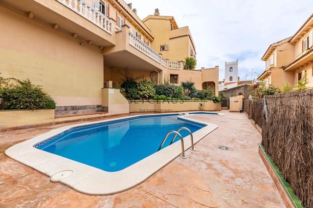 4 bedroom Townhouse for sale in Tiana with pool garage - € 690,000 (Ref: 8640346)