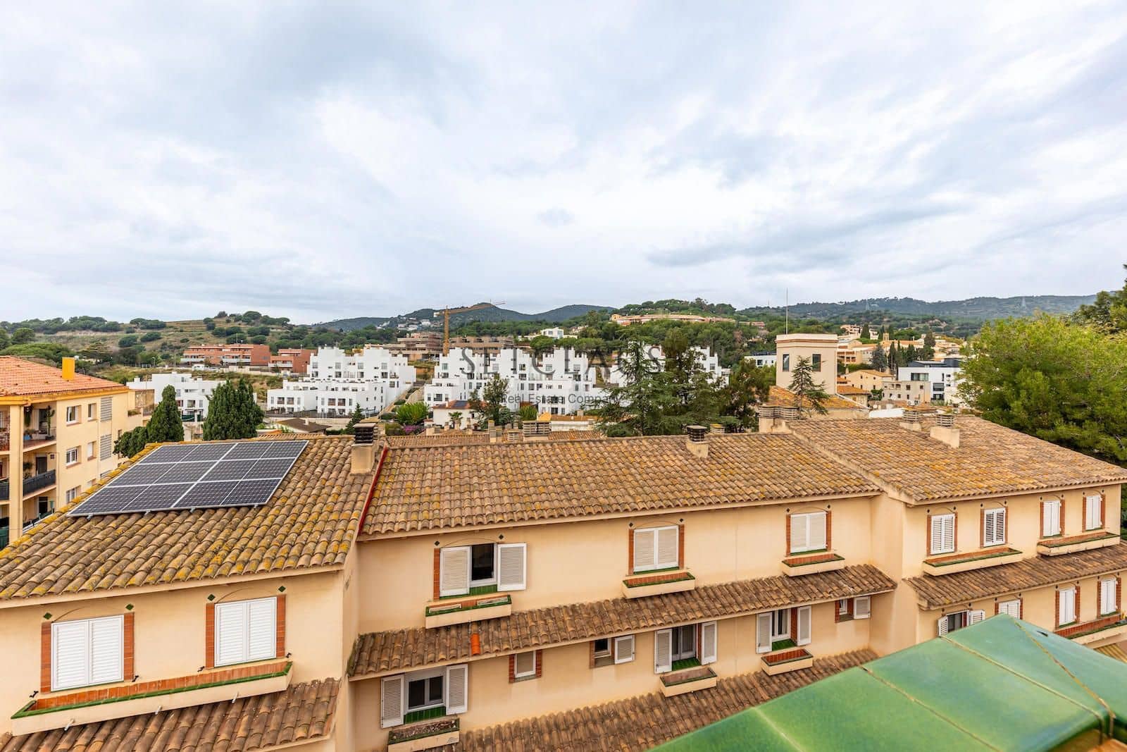 4 soveværelse Byhus til salg i Tiana med swimmingpool garage - € 690.000 (Ref: 8640346)