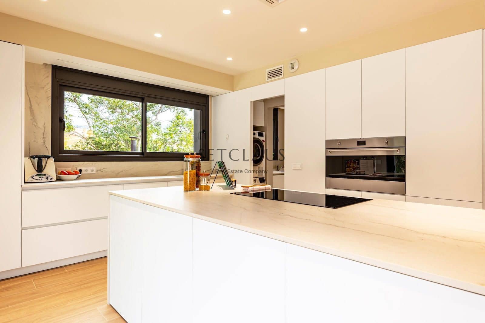 4 soveværelse Villa til salg i Tiana med swimmingpool - € 1.900.000 (Ref: 8649022)