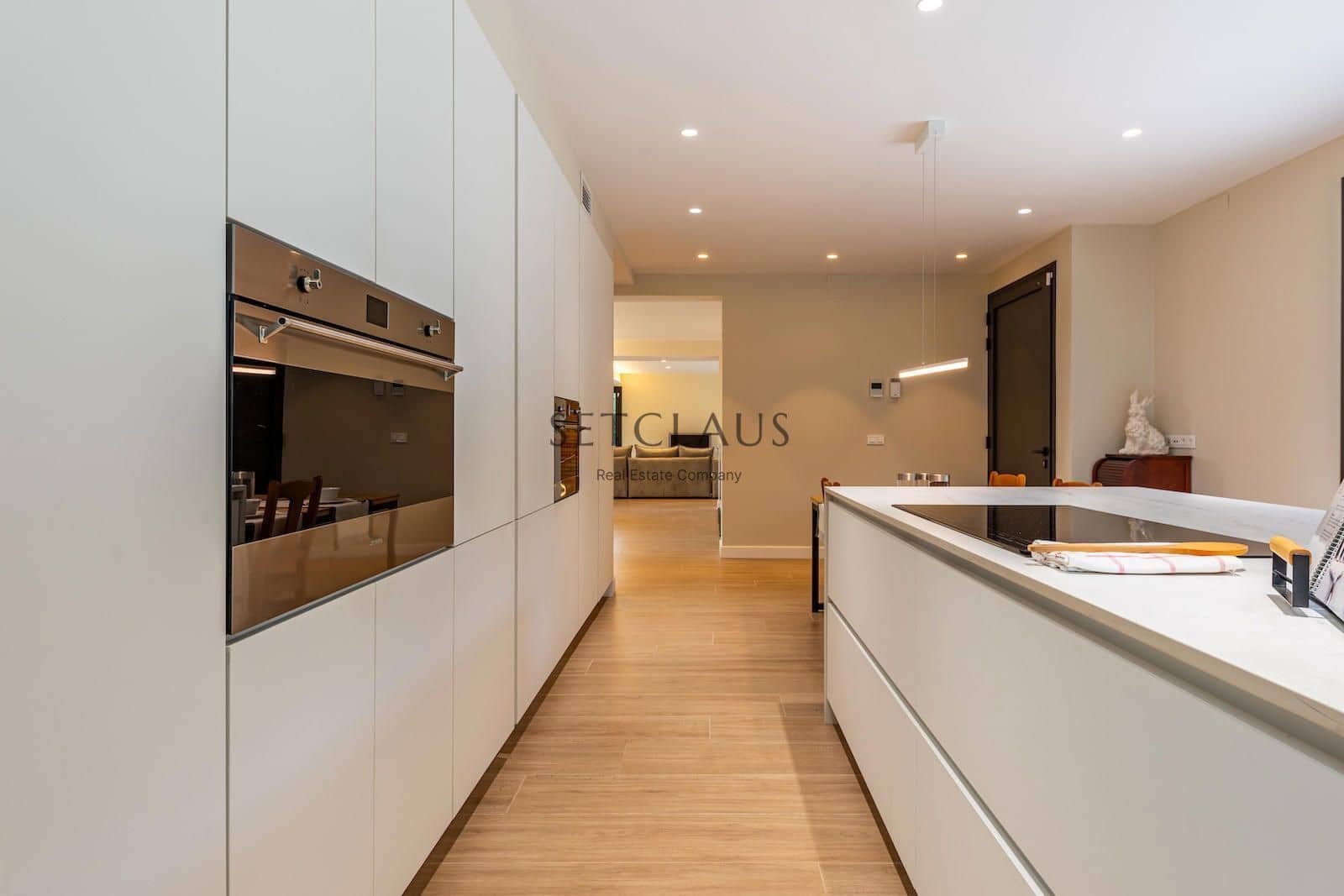 4 soveværelse Villa til salg i Tiana med swimmingpool - € 1.900.000 (Ref: 8649022)