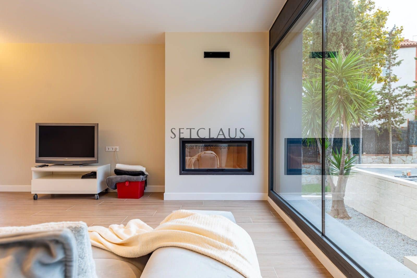 4 soveværelse Villa til salg i Tiana med swimmingpool - € 1.900.000 (Ref: 8649022)