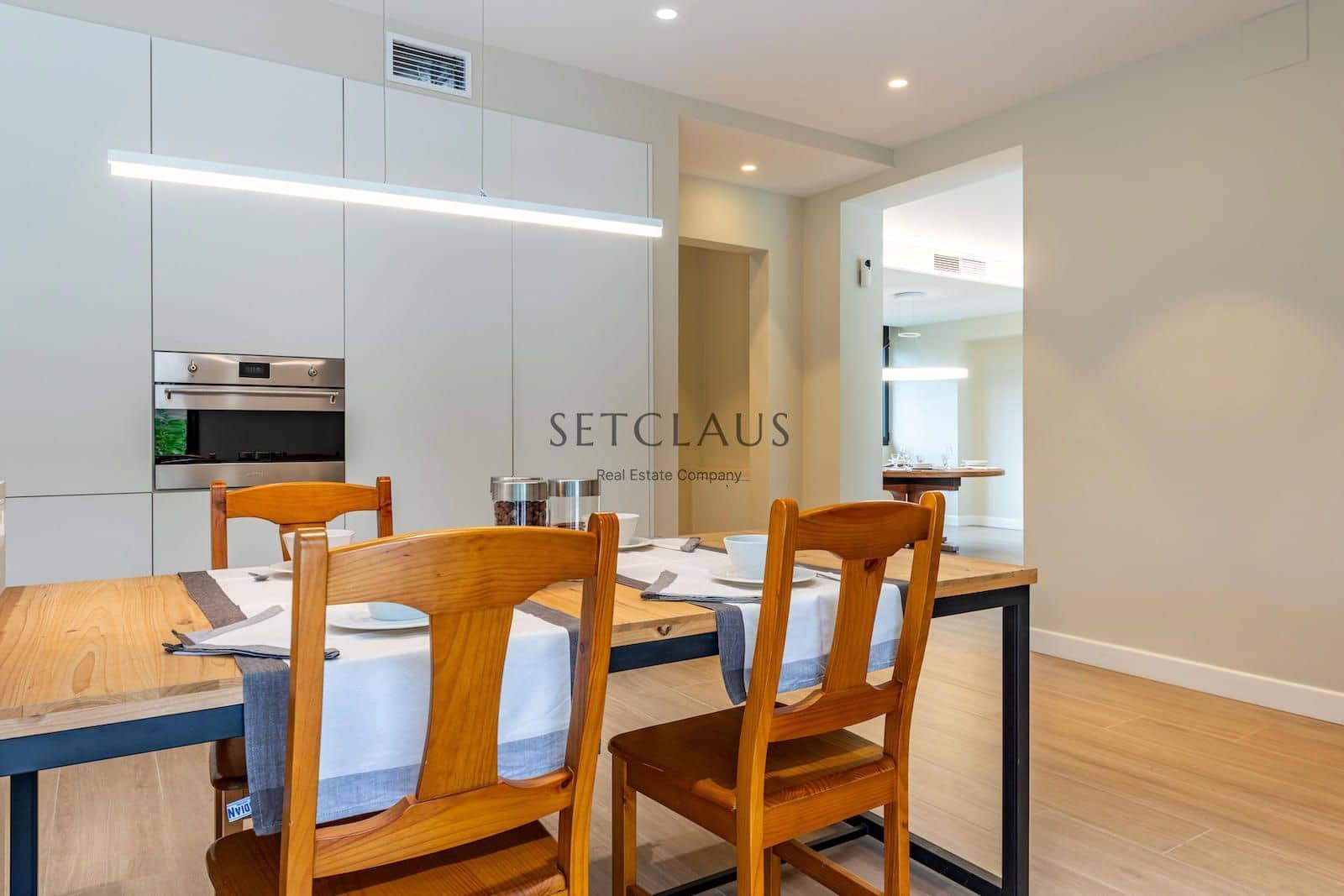 4 soveværelse Villa til salg i Tiana med swimmingpool - € 1.900.000 (Ref: 8649022)