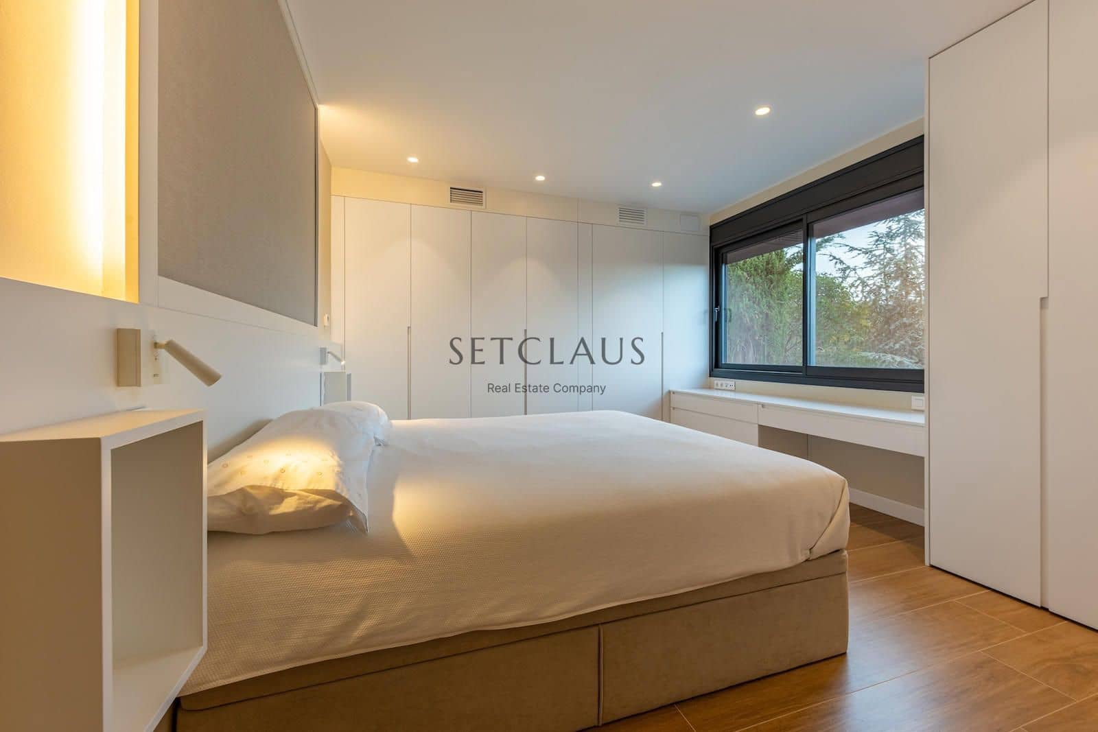 4 soveværelse Villa til salg i Tiana med swimmingpool - € 1.900.000 (Ref: 8649022)