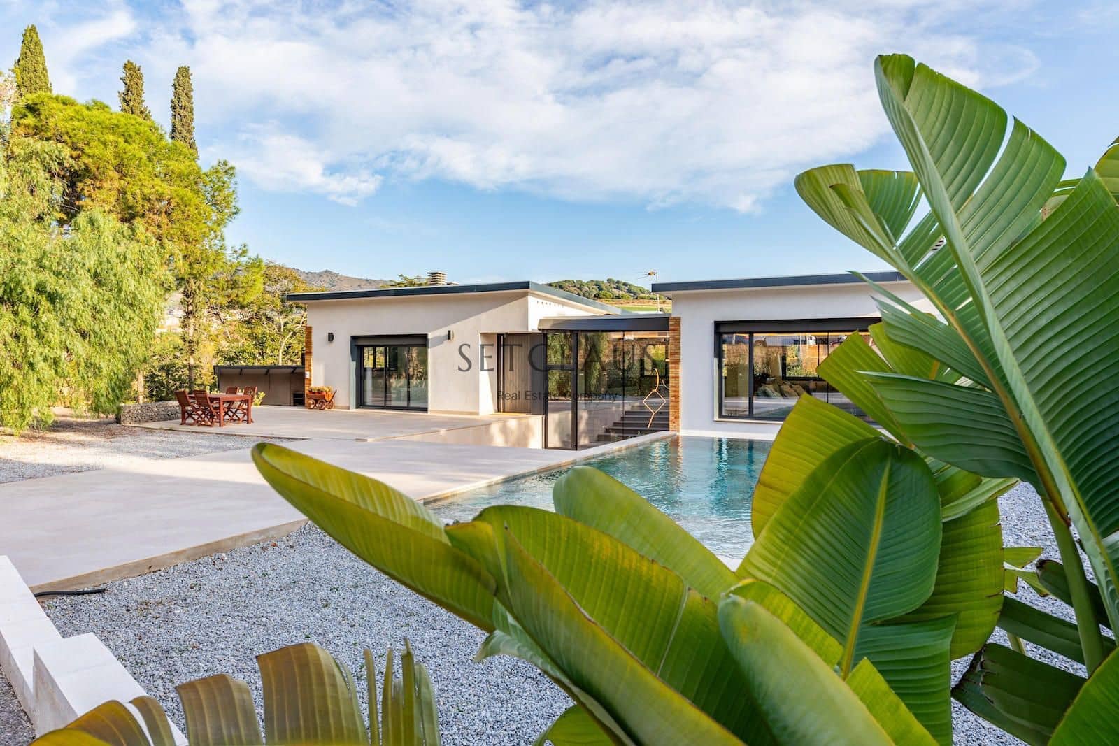 4 soveværelse Villa til salg i Tiana med swimmingpool - € 1.900.000 (Ref: 8649022)