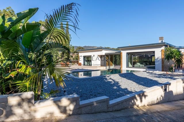 4 soveværelse Villa til salg i Tiana med swimmingpool - € 1.900.000 (Ref: 8649022)