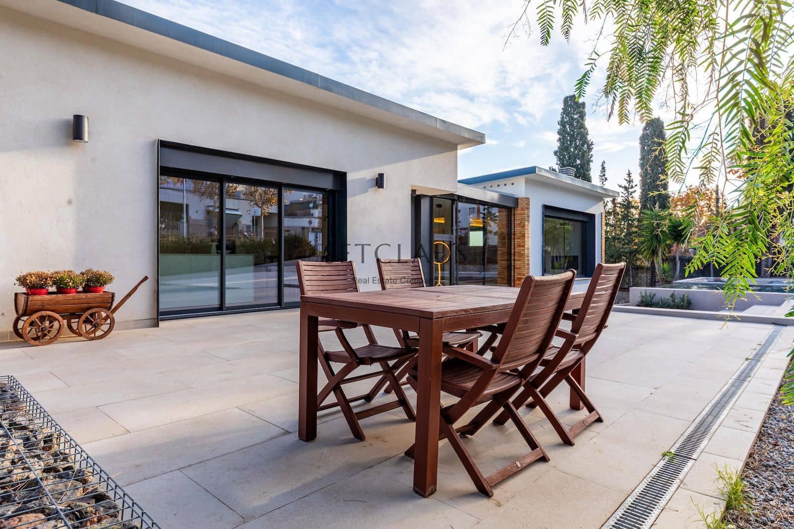 4 soveværelse Villa til salg i Tiana med swimmingpool - € 1.900.000 (Ref: 8649022)