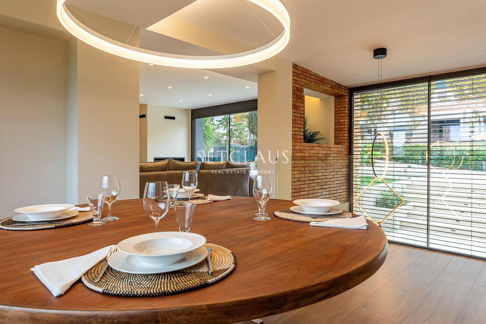 4 slaapkamer Villa te koop in Tiana met zwembad - € 1.900.000 (Ref: 8649022)