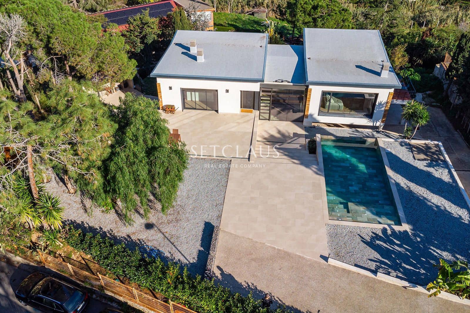 4 slaapkamer Villa te koop in Tiana met zwembad - € 1.900.000 (Ref: 8649022)