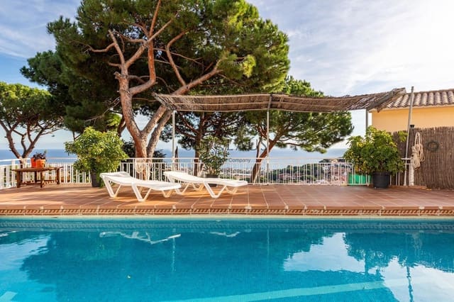 5 soveværelse Villa til salg i Premià de Dalt med swimmingpool garage - € 870.000 (Ref: 8700515)