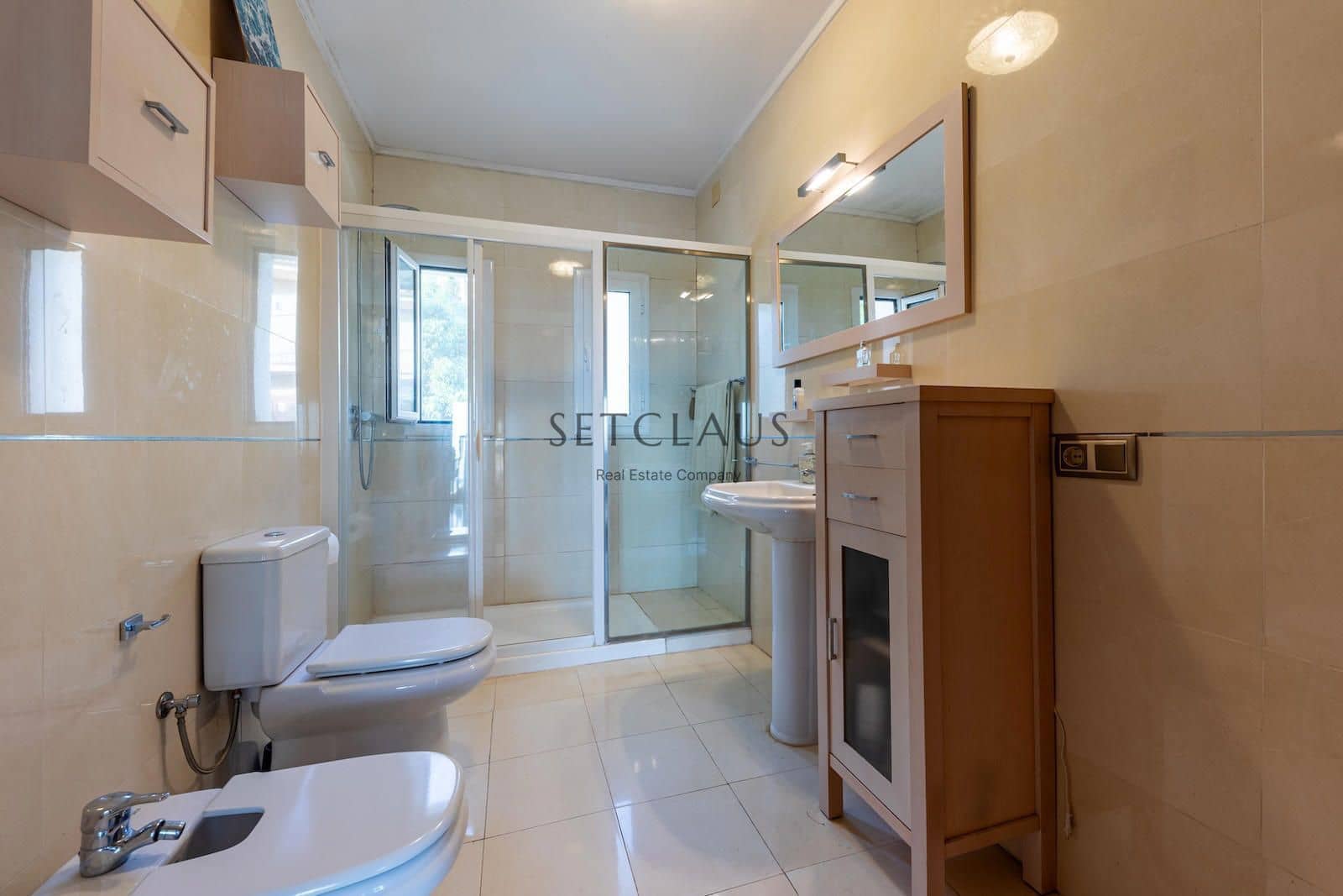 5 soveværelse Villa til salg i Premia de Dalt med swimmingpool garage - € 870.000 (Ref: 8700515)