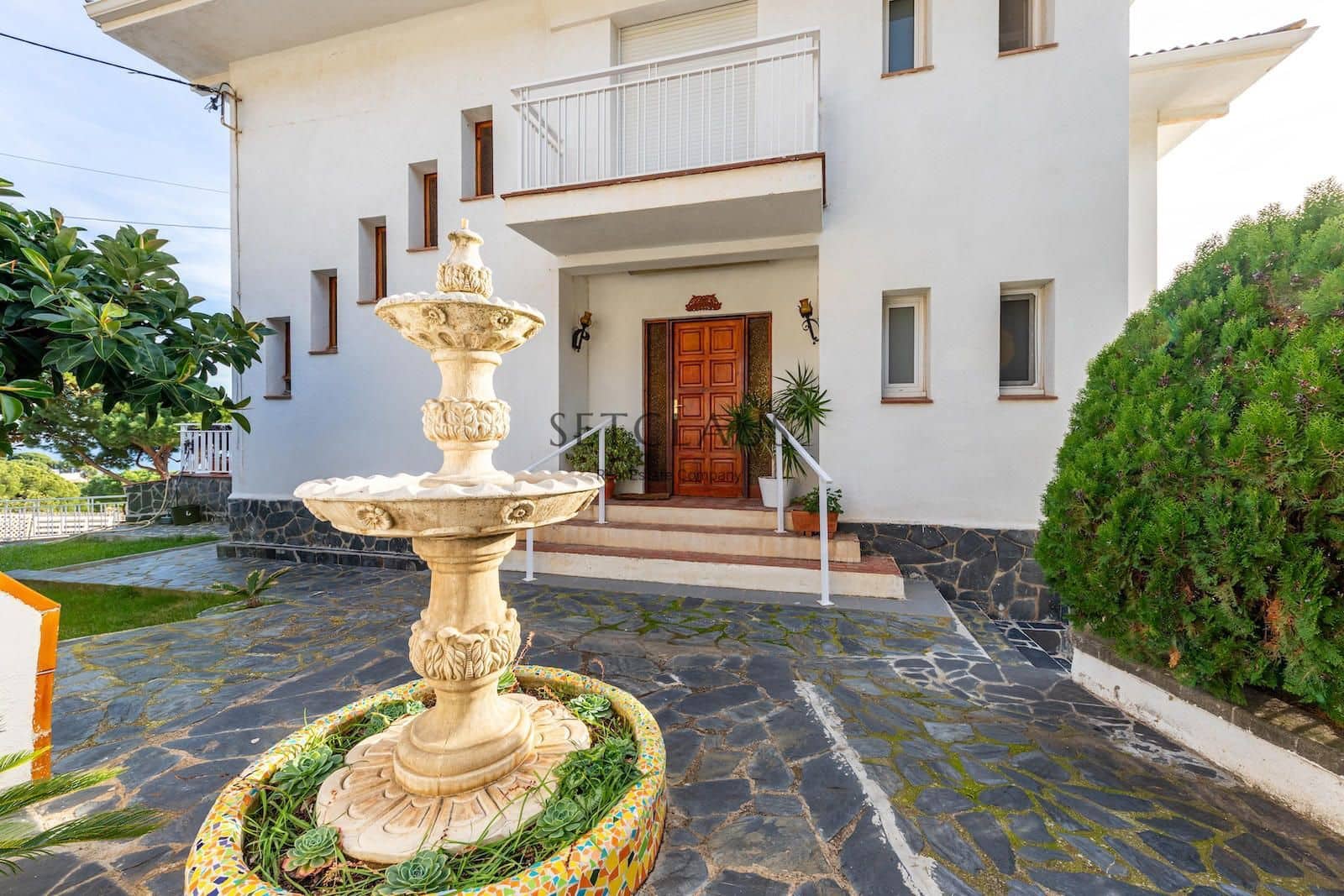 5 soveværelse Villa til salg i Premia de Dalt med swimmingpool garage - € 870.000 (Ref: 8700515)