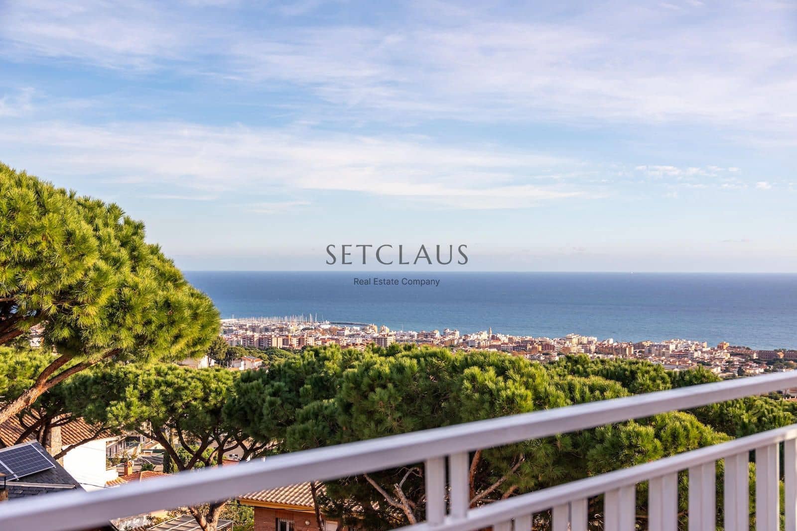 5 soveværelse Villa til salg i Premia de Dalt med swimmingpool garage - € 870.000 (Ref: 8700515)