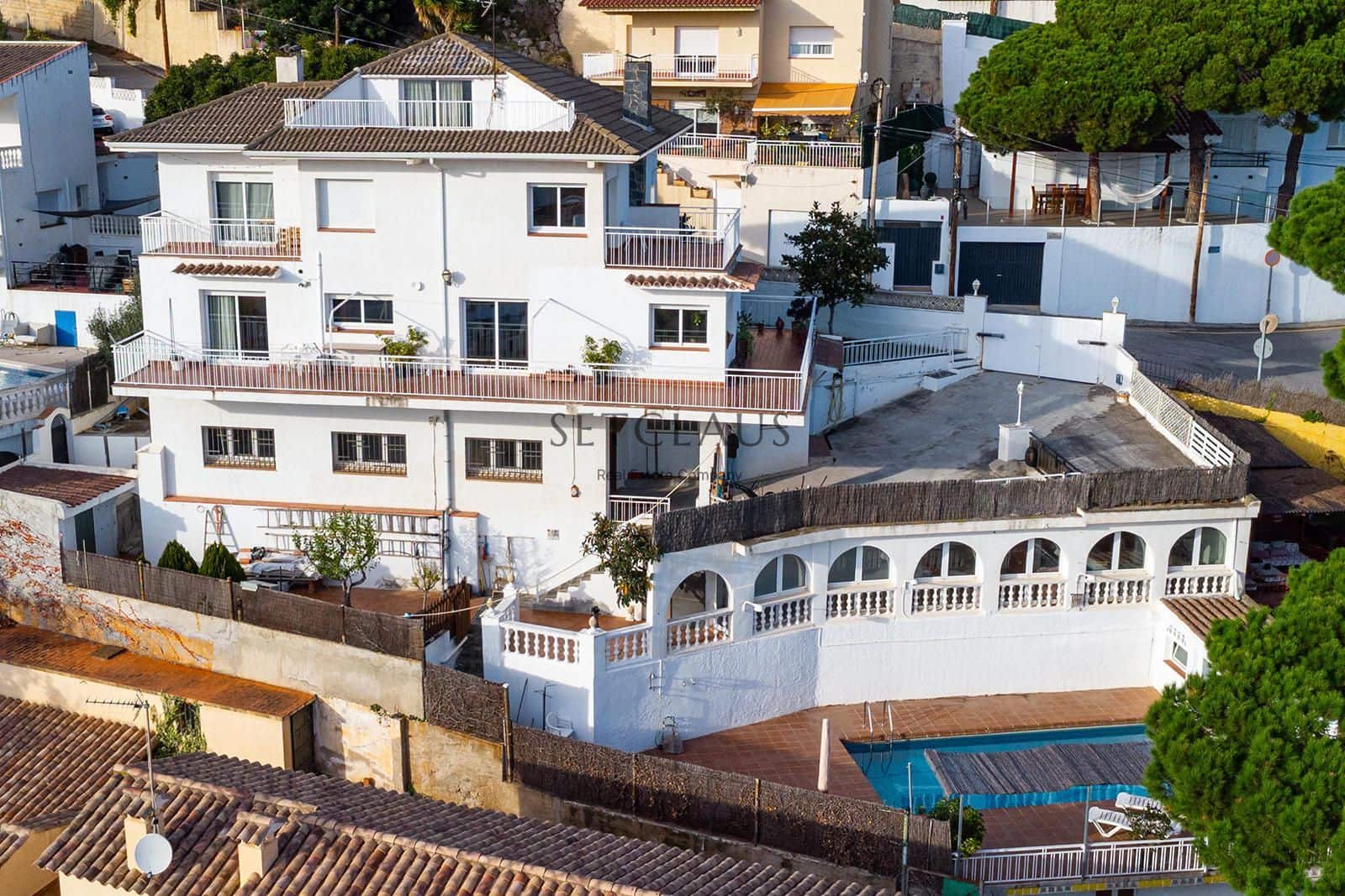 5 soveværelse Villa til salg i Premia de Dalt med swimmingpool garage - € 870.000 (Ref: 8700515)