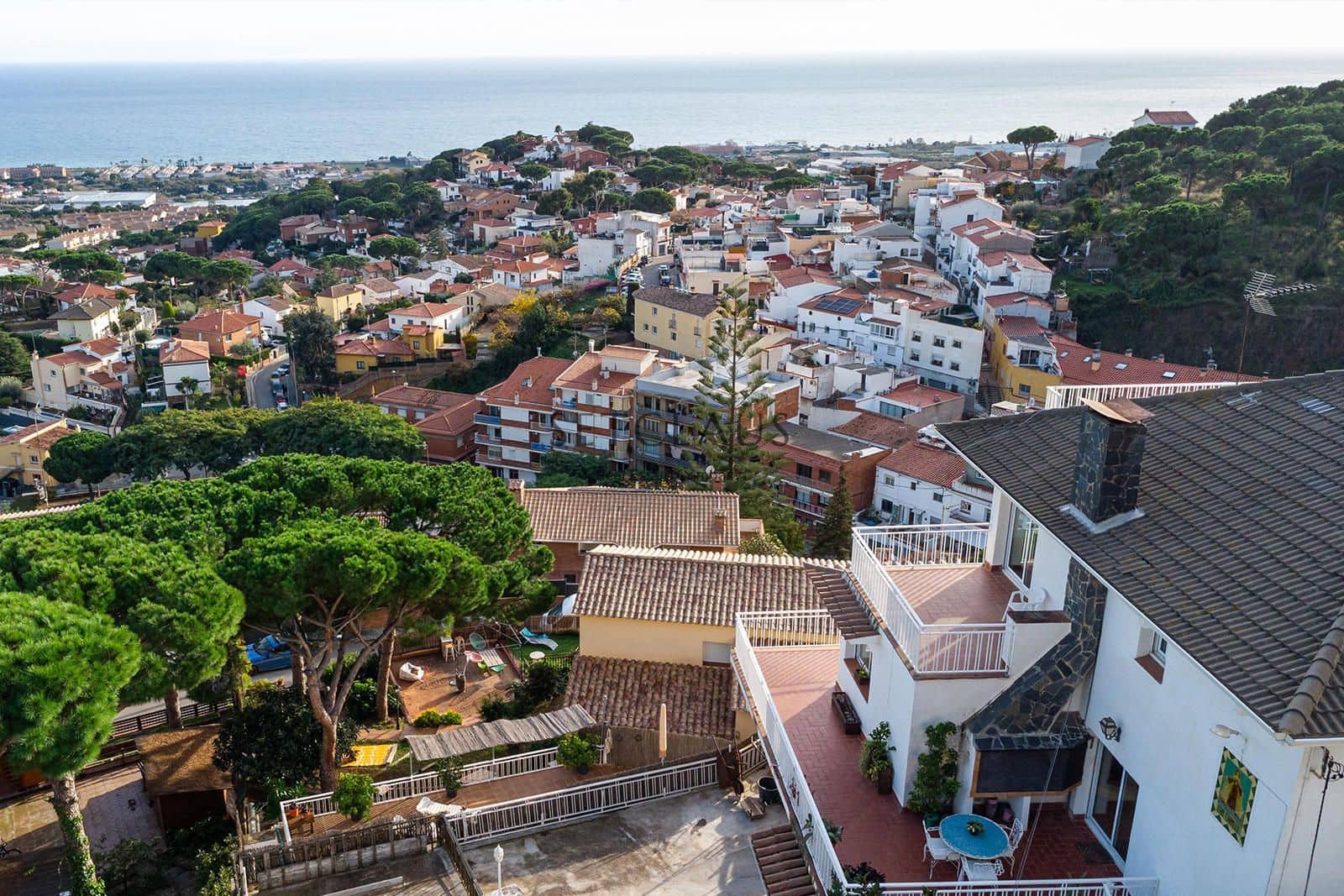 5 soveværelse Villa til salg i Premia de Dalt med swimmingpool garage - € 870.000 (Ref: 8700515)