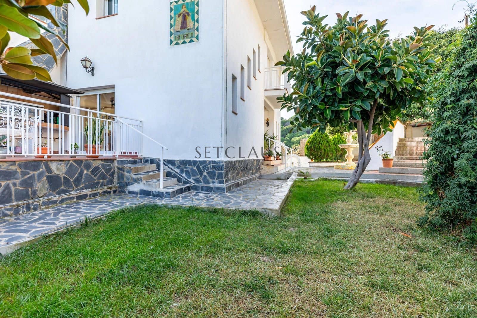 5 soveværelse Villa til salg i Premia de Dalt med swimmingpool garage - € 870.000 (Ref: 8700515)