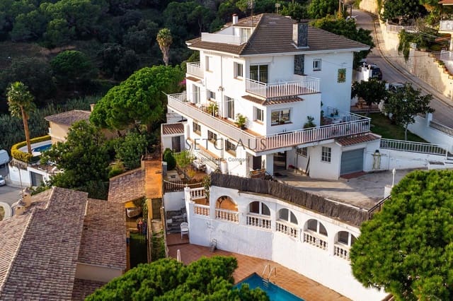 5 soveværelse Villa til salg i Premià de Dalt med swimmingpool garage - € 870.000 (Ref: 8700515)