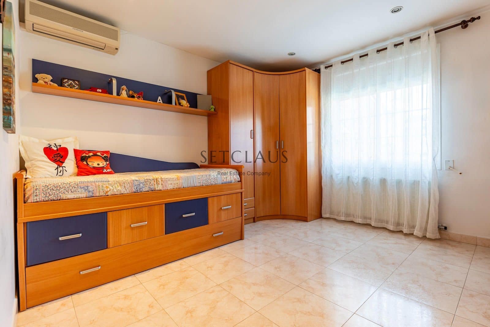 5 soveværelse Villa til salg i Premia de Mar med swimmingpool garage - € 820.000 (Ref: 8734879)